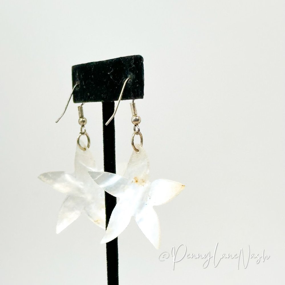 Vintage Off White Flower Star Dangle Earrings - Picture 4 of 9